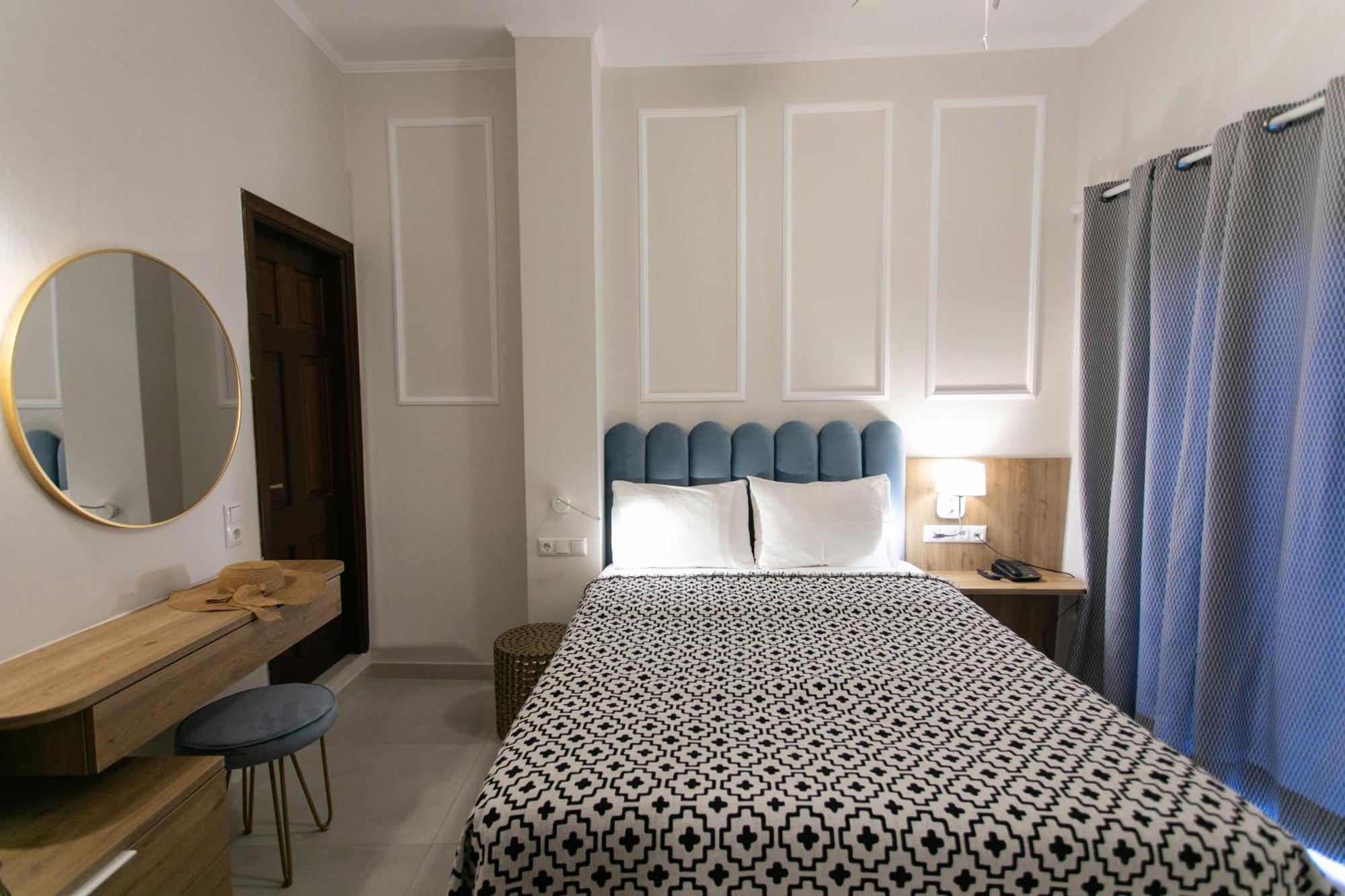 Paradise Hotel 3*